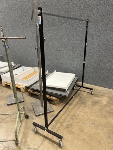 1534671-32 Shop fittings & clothing racks