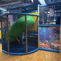 1534716-26 Lekland nedmonterat - SPI Global Play