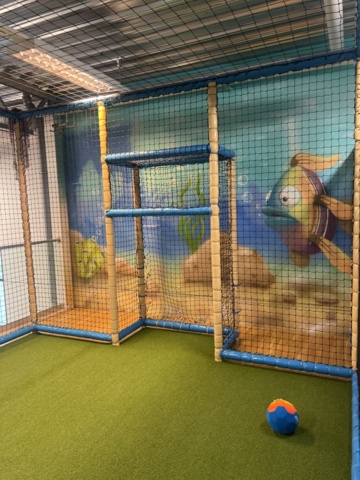 1534716-65 Lekland nedmonterat - SPI Global Play