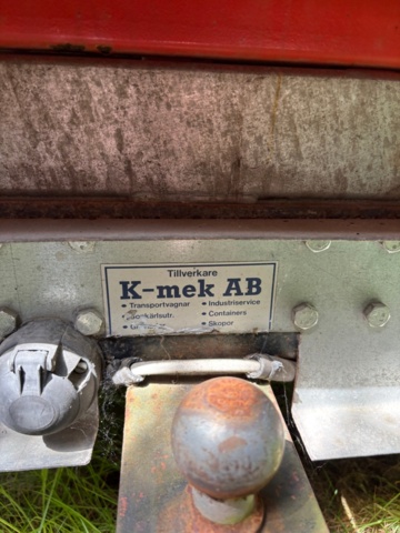 1475262-4 Traktorkärra med 3-vägstipp - K-Vagnen 1600 HT3