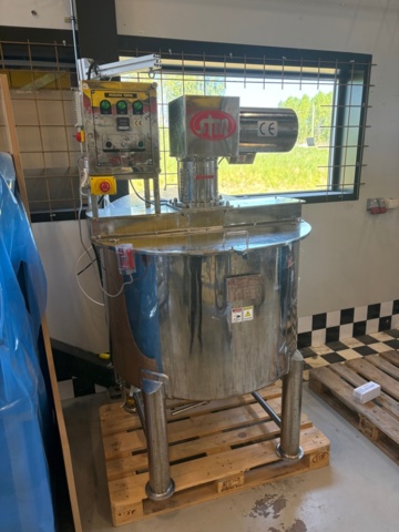 1471452-2 Mixing tank - Sam's Techno Mech GMP