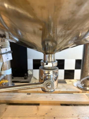 1471452-8 Mixing tank - Sam's Techno Mech GMP