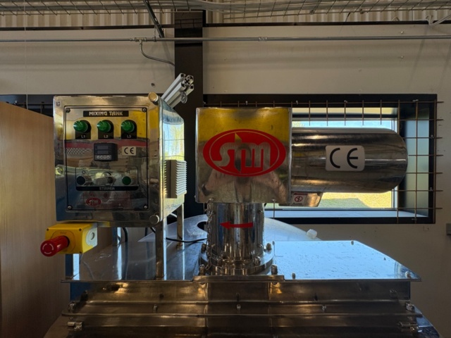1471452-7 Mixing tank - Sam's Techno Mech GMP