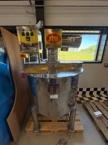 1471452-1 Mixing tank - Sam's Techno Mech GMP