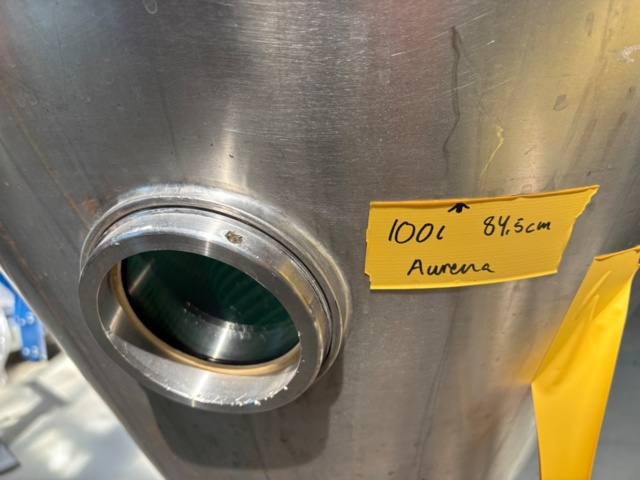 1471463-5 Powder container with pump – Graco