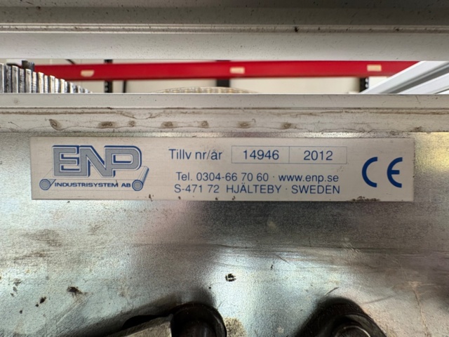 1471464-7 Conveyor belt with guide rails - ENP Industrisystem AB - 2012