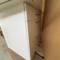 1471474-7 Delar av receptionsdisk med tillbehör samt IKEA bord LACK