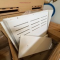 1471474-3 Delar av receptionsdisk med tillbehör samt IKEA bord LACK