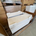1471474-2 Delar av receptionsdisk med tillbehör samt IKEA bord LACK