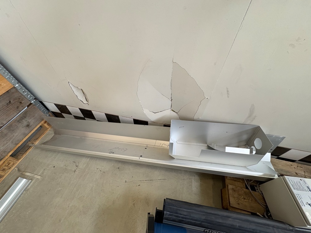 1471477-2 Rullport med motor och styrning - Nordic Door