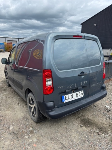 1534491-13 Peugeot Partner Van Extended Cargo 1.6 HDi Manual, 90hp, 2009 (Repair item)