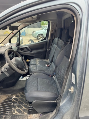 1534491-18 Peugeot Partner Van Extended Cargo 1.6 HDi Manual, 90hp, 2009 (Repair item)