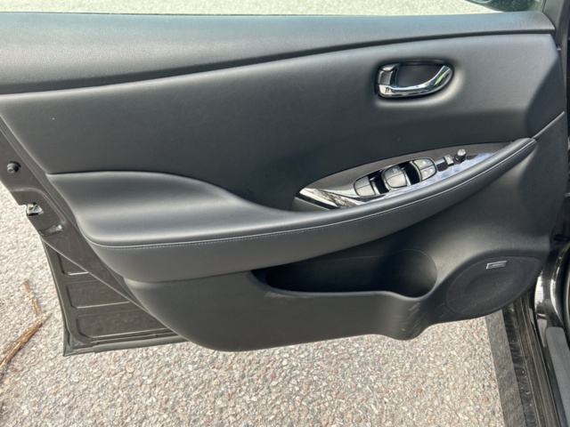 1504188-9 Nissan Leaf, 150hp, 2018