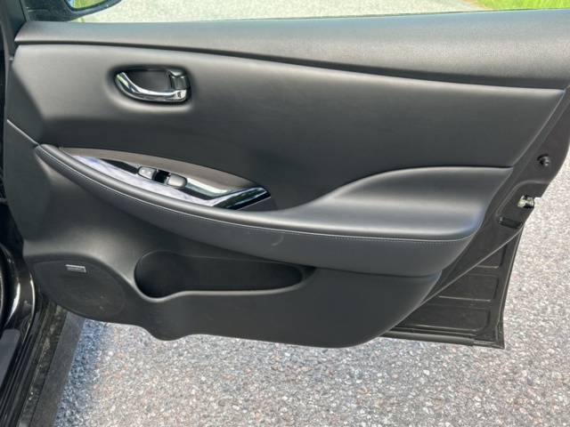 1504188-33 Nissan Leaf, 150hp, 2018