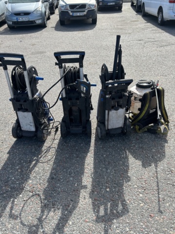 1504190-5 High-pressure cleaners and a degreasing distributor