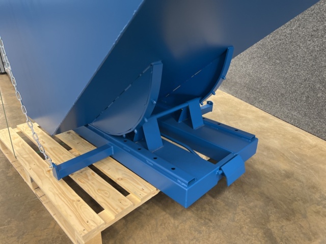 1251435-6 Tippcontainer PILE Med lock, 1100 liter, blå