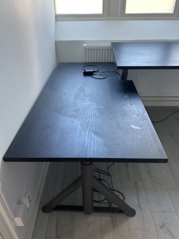1521796-4 Height-adjustable desks 2 pcs
