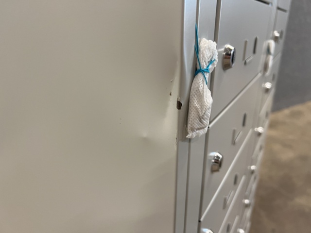 1251436-9 Småfacksskåp PRIVATE 2x15 fack, grå