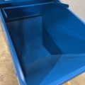 1251437-9 Tippcontainer PILE Med lock, 600 liter, blå