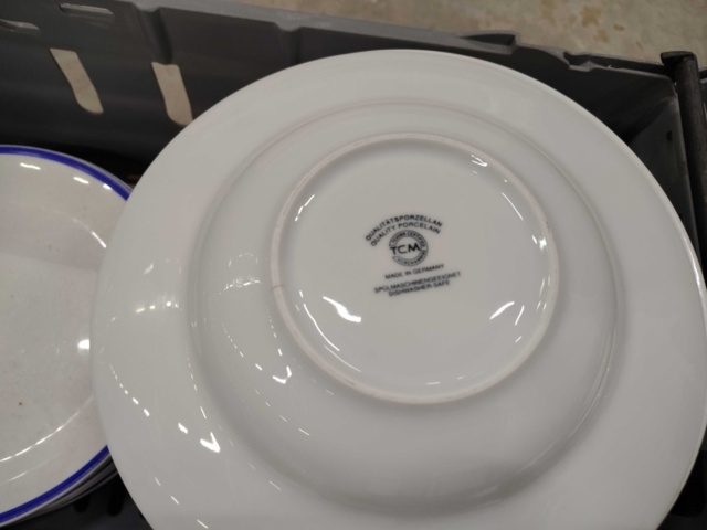 1533532-8 Serving china, approx: 78 pcs - Churchill, Bonna, TCM, Broste Copenhagen