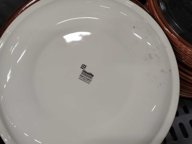 1533533-6 Serving china & wine glasses, approx: 127 pcs - Steelite, Figgjo, Tavrin, Playground
