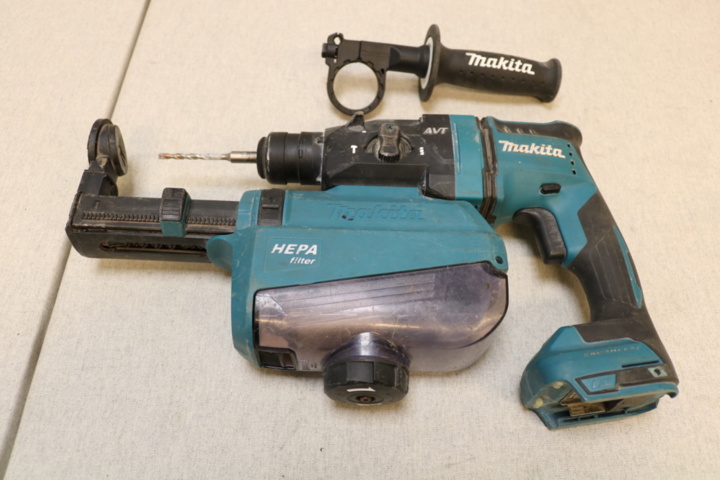 1514936-3 Makita package with 2 machines