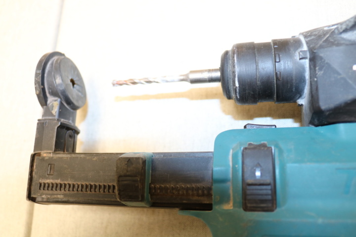 1514936-5 Makita package with 2 machines