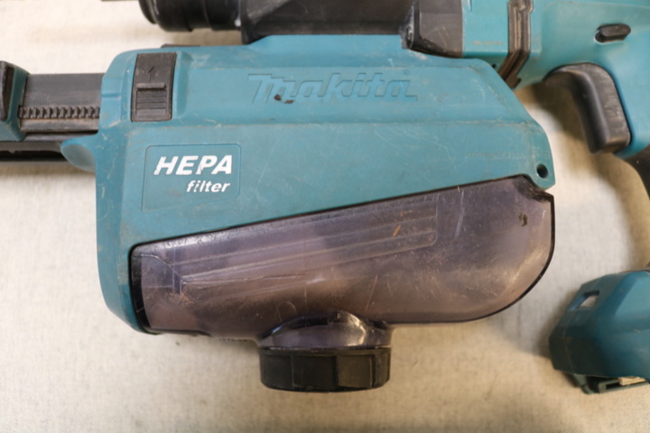 1514936-6 Makita package with 2 machines