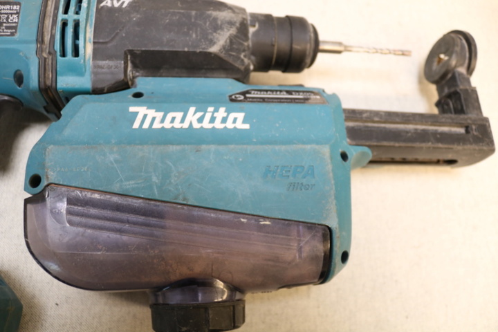 1514936-10 Makita package with 2 machines