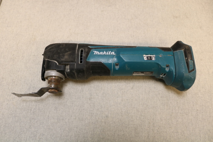 1514936-13 Makita package with 2 machines