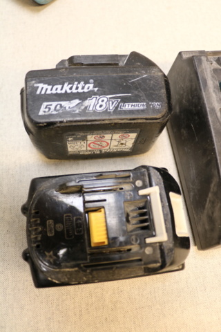 1514937-19 Makita package with 2 machines