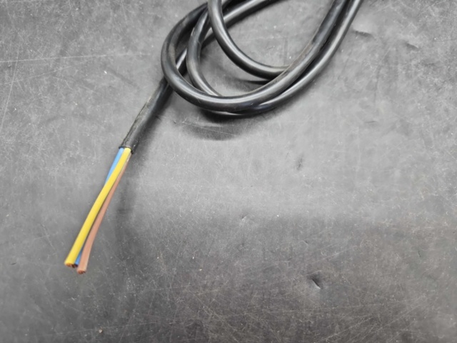 1535329-3 Anslutningskabel 18 st - BS Plug, 2 m x 1 mm²