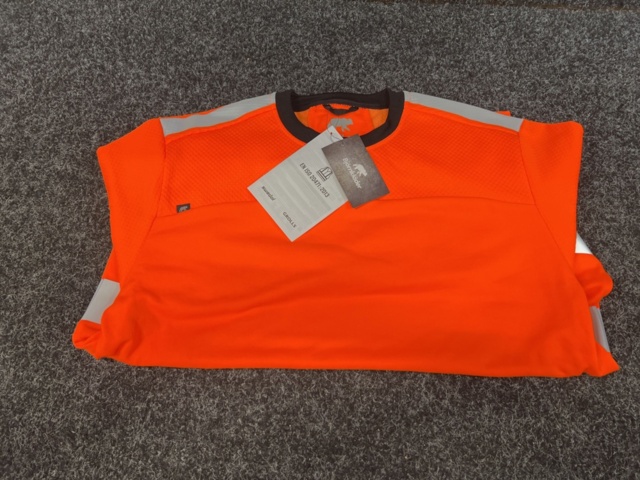 1535344-8 4 pcs Sweatshirt Neo Fullzip Björnkläder, Sizes 4XL, 3XL, 2XL & M