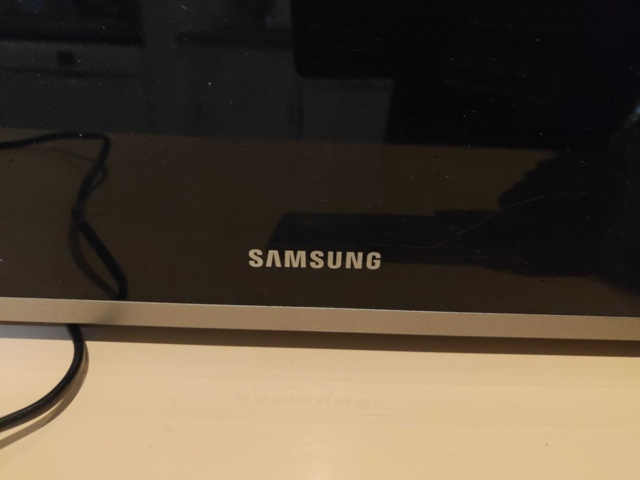 1485321-2 Mikrovågsugn - Samsung MS23K3513AS