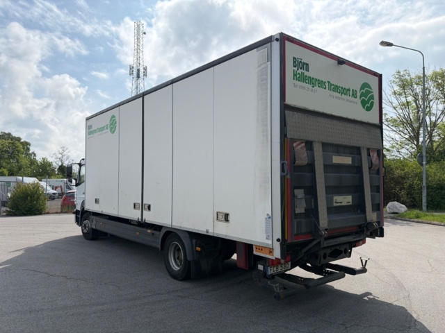1411061-9 Skåpbil med öppningsbar sida - Mercedes-Benz Trucks Atego -2019