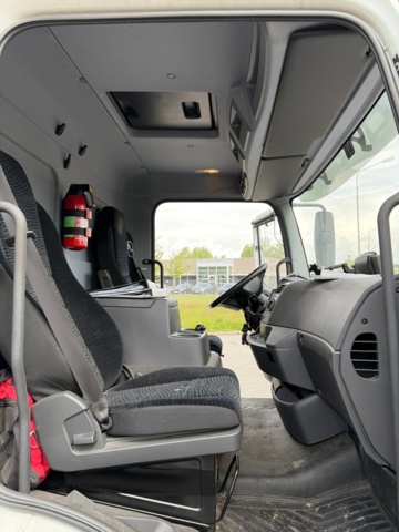 1411061-44 Skåpbil med öppningsbar sida - Mercedes-Benz Trucks Atego -2019