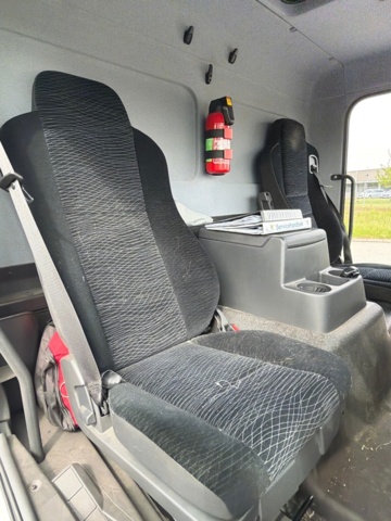 1411061-45 Skåpbil med öppningsbar sida - Mercedes-Benz Trucks Atego -2019