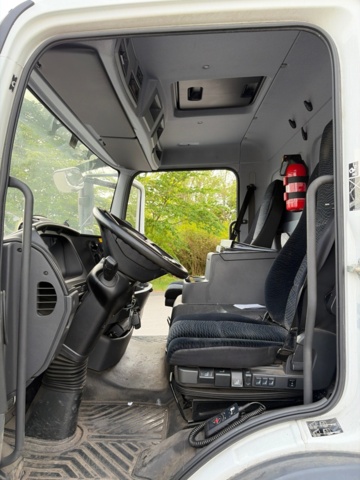 1411061-47 Skåpbil med öppningsbar sida - Mercedes-Benz Trucks Atego -2019