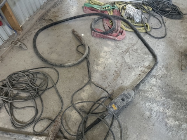 1504197-4 Rod vibrators - Atlas Copco