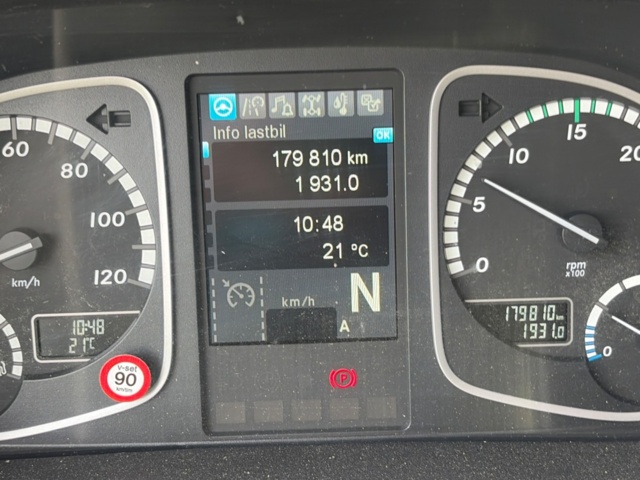 1411061-53 Skåpbil med öppningsbar sida - Mercedes-Benz Trucks Atego -2019