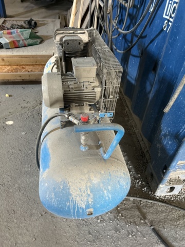 1504198-2 Air compressor - GGA