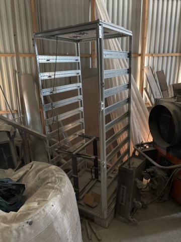 1504209-1 Server rack