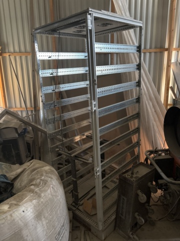 1504209-6 Server rack