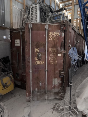 Container 20-fots med innehåll