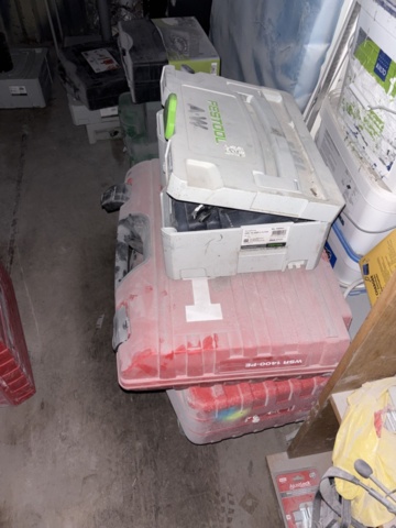1504204-11 Container 20-fots med innehåll