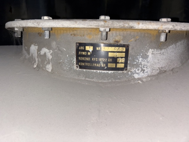 1504204-13 Container 20-fots med innehåll