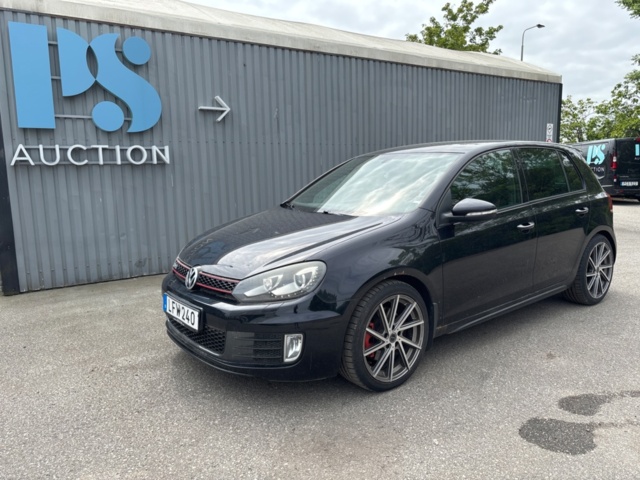 1529403-1 Volkswagen Golf 5-door GTI 2.0 TSI DSG Sekventiell, 211hk -2011