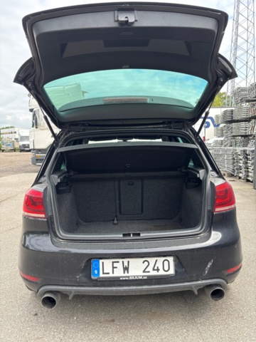 1529403-19 Volkswagen Golf 5-door GTI 2.0 TSI DSG Sekventiell, 211hk -2011