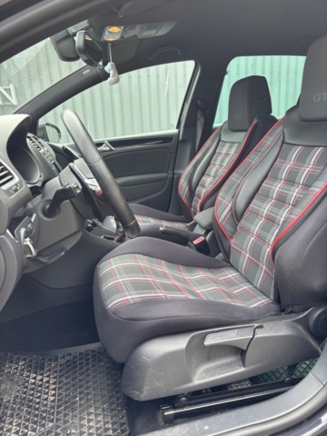 1529403-23 Volkswagen Golf 5-door GTI 2.0 TSI DSG Sekventiell, 211hk -2011