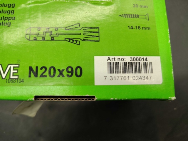 1525090-4 Plug and plastic cap - ESSVE, mixed dimensions